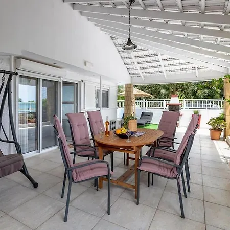 House Cavo Kiotari *