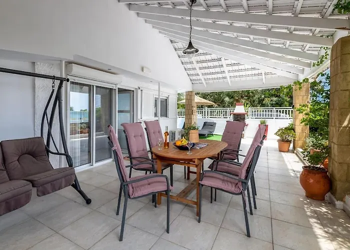 House Cavo Kiotari *