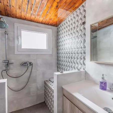 House Cavo Kiotari *