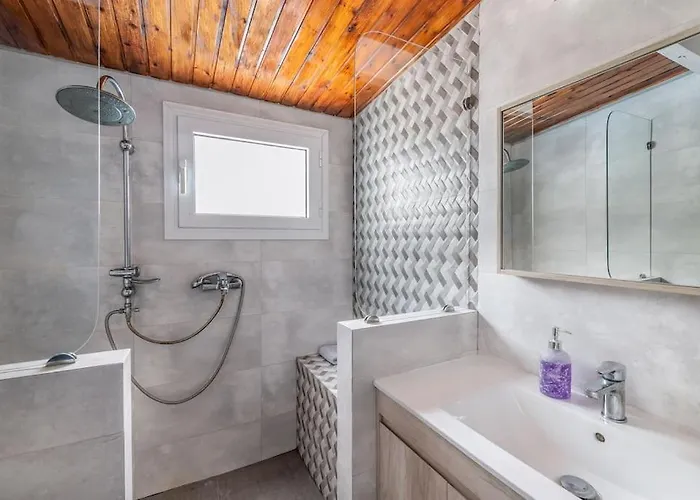 House Cavo Kiotari *